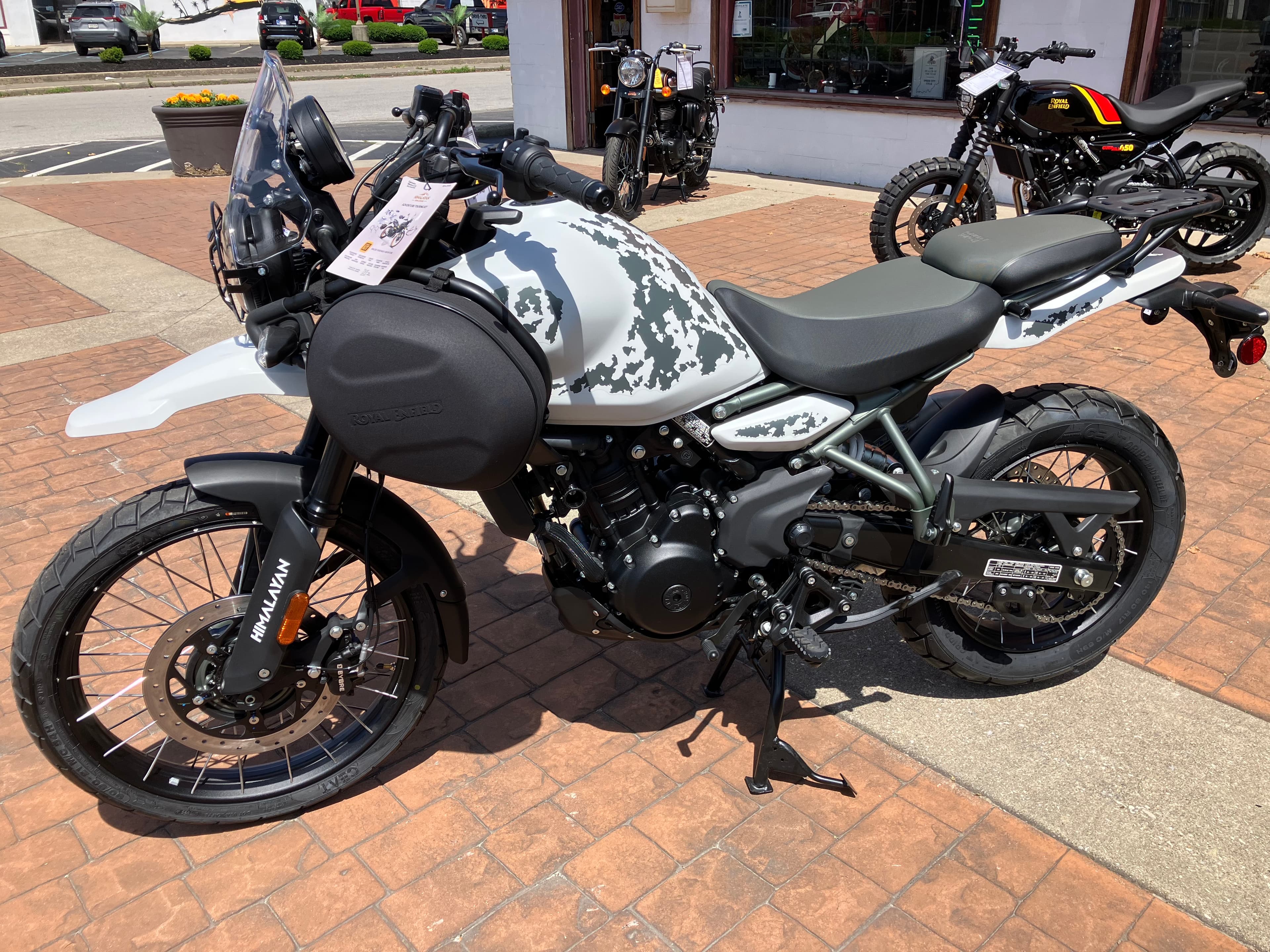 2026 Royal Enfield Himalayan 450 Tubeless