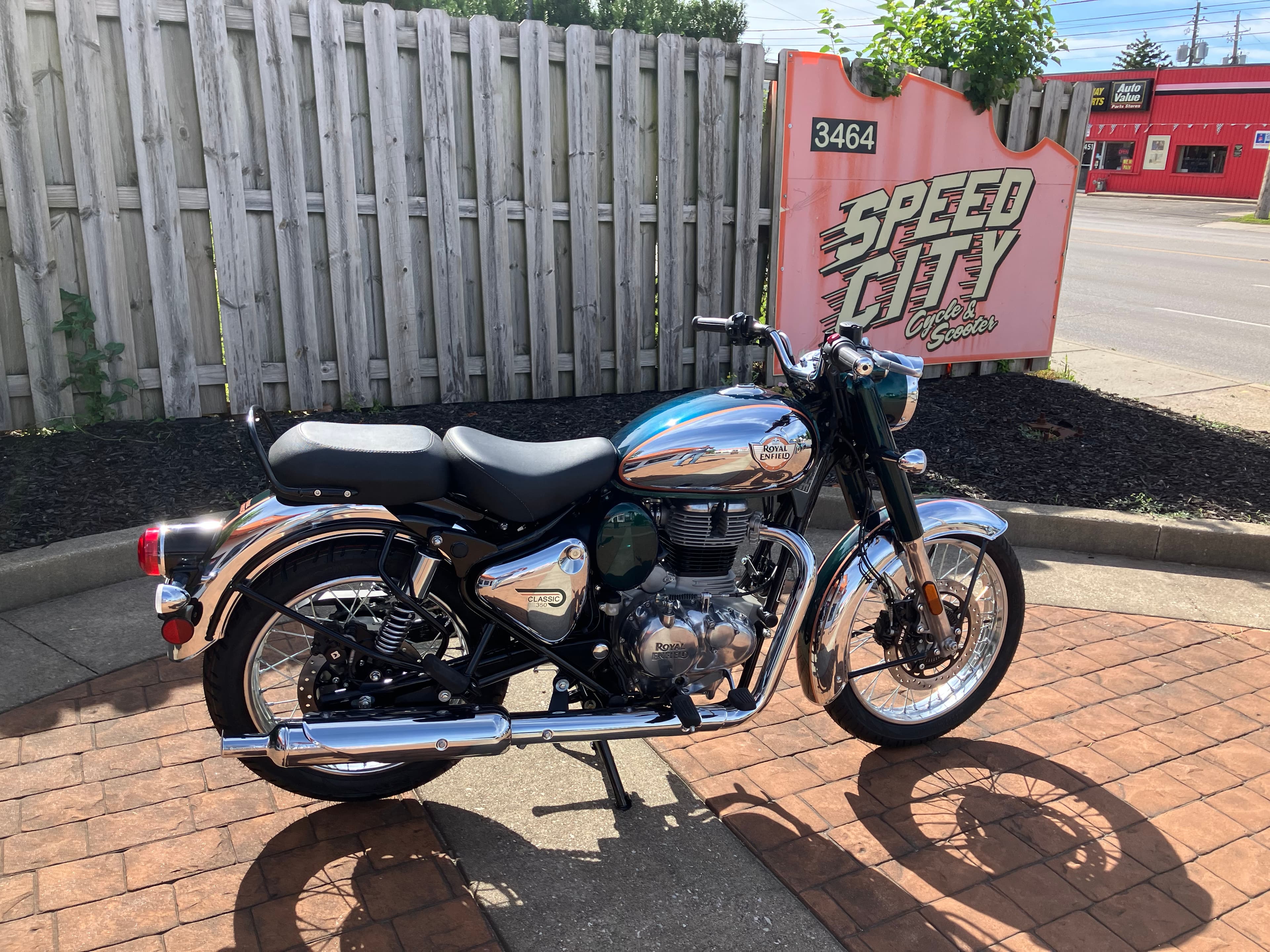 2026 Royal Enfield Classic 350